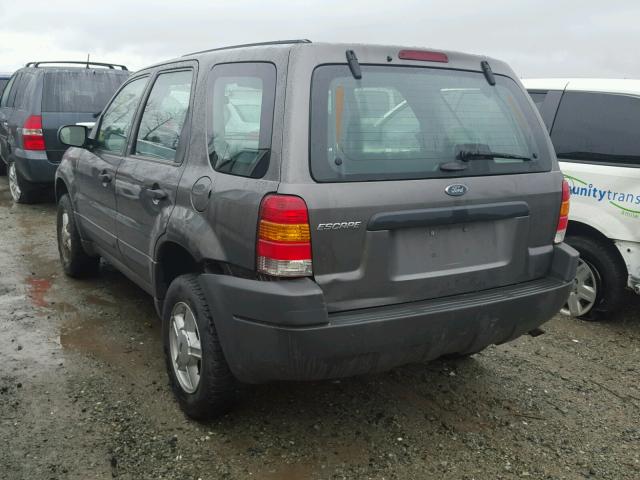 1FMYU92174DA06955 - 2004 FORD ESCAPE XLS GRAY photo 3