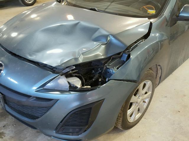 JM1BL1VF1B1475544 - 2011 MAZDA 3 I GRAY photo 9