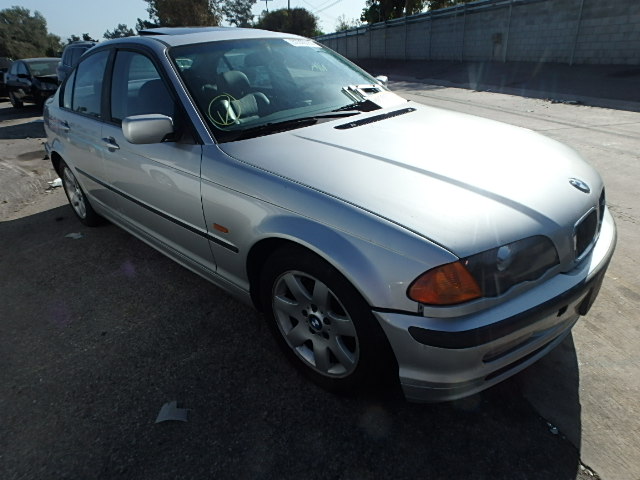 WBAAM3337XFP63704 - 1999 BMW 323I AUTOM SILVER photo 1