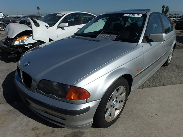 WBAAM3337XFP63704 - 1999 BMW 323I AUTOM SILVER photo 2