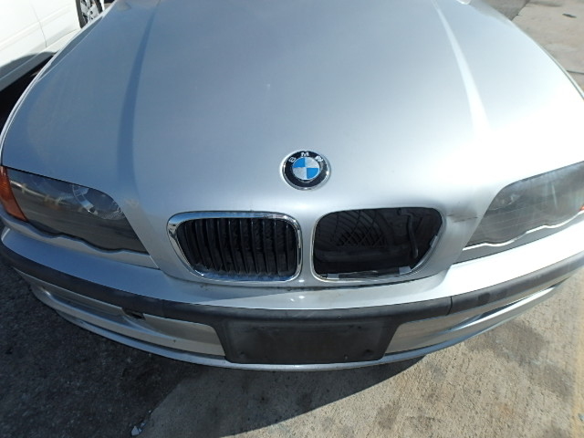 WBAAM3337XFP63704 - 1999 BMW 323I AUTOM SILVER photo 7