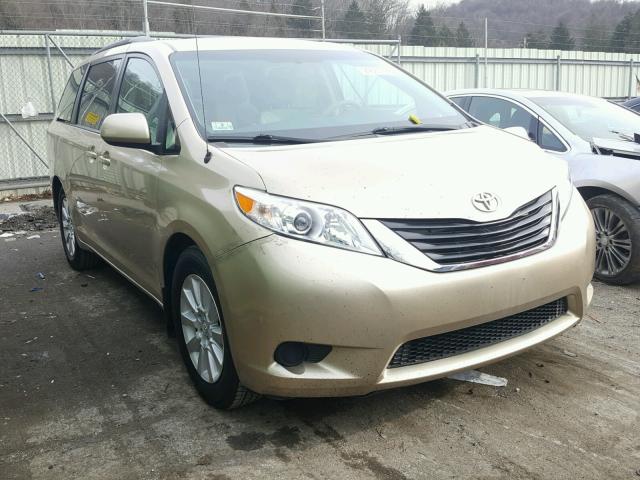 5TDJK3DC9DS071253 - 2013 TOYOTA SIENNA LE GOLD photo 1