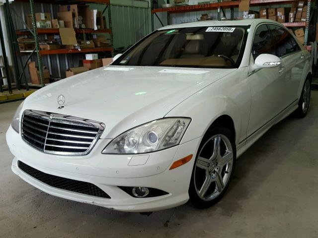 WDDNG71X77A089033 - 2007 MERCEDES-BENZ S 550 WHITE photo 2