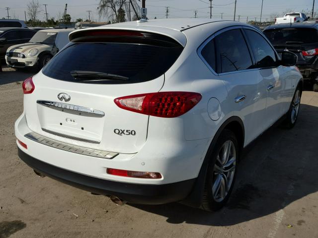 JN1BJ0HP8FM730752 - 2015 INFINITI QX50 WHITE photo 4