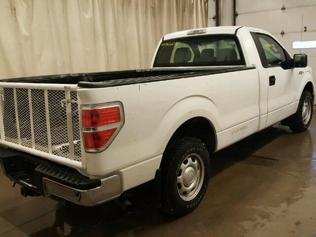 1FTNF1CF4BKD32766 - 2011 FORD F150 WHITE photo 4