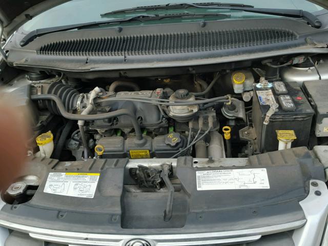 2C4GP44R25R512978 - 2005 CHRYSLER TOWN & COU SILVER photo 7