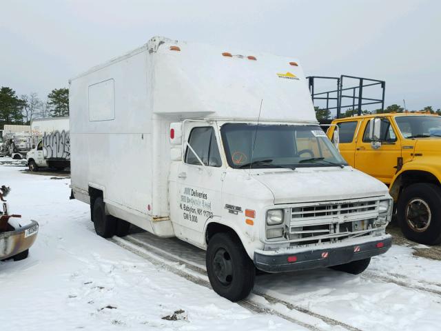 2GBHG31K8J4125370 - 1988 CHEVROLET G30 WHITE photo 1