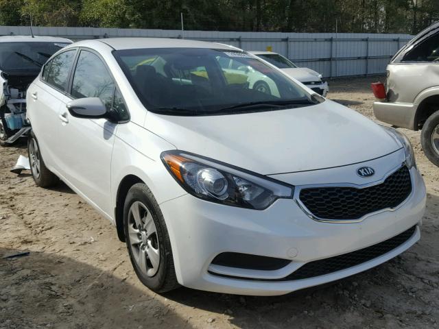 KNAFX4A62G5542484 - 2016 KIA FORTE LX WHITE photo 1