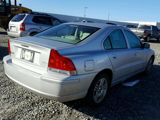 YV1RS592782690813 - 2008 VOLVO S60 2.5T SILVER photo 4