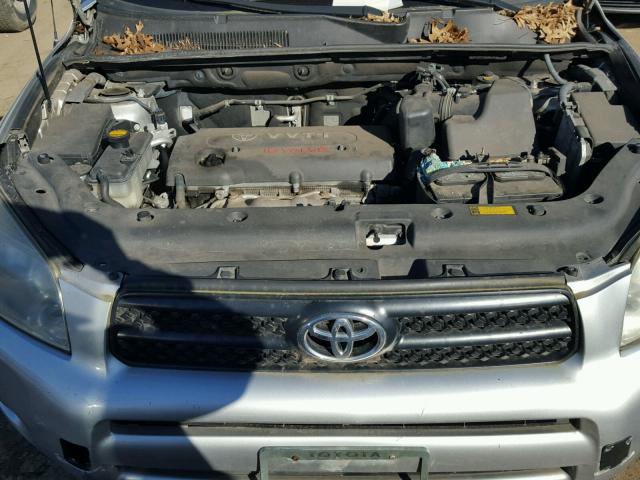 JTMBD33V265010272 - 2006 TOYOTA RAV4 SILVER photo 7