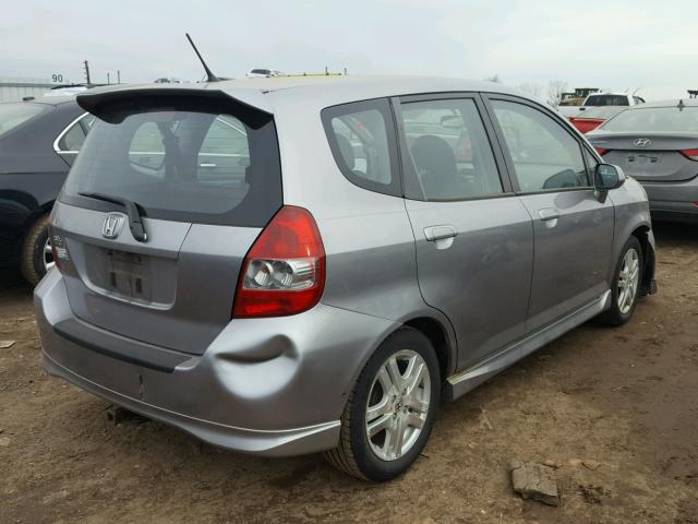 JHMGD38617S005833 - 2007 HONDA FIT S GRAY photo 4