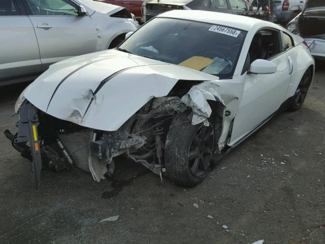 JN1AZ34E54T061613 - 2004 NISSAN 350Z COUPE WHITE photo 2