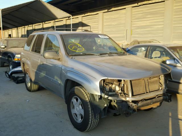 1GNDS13S422454135 - 2002 CHEVROLET TRAILBLAZE GOLD photo 1