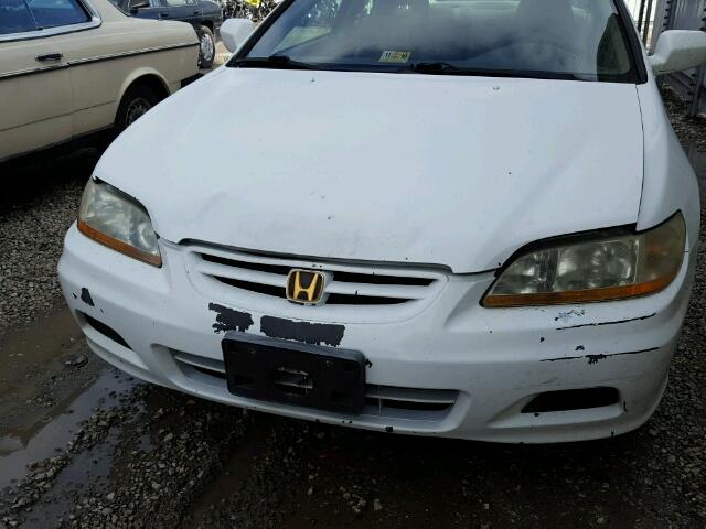 1HGCG22542A001955 - 2002 HONDA ACCORD EX WHITE photo 9