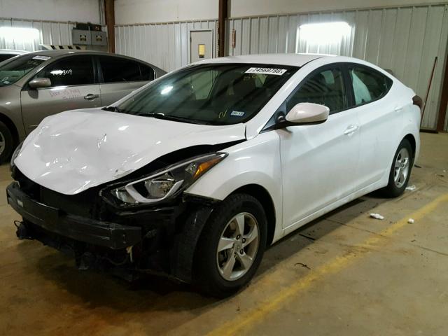 5NPDH4AE1FH568023 - 2015 HYUNDAI ELANTRA SE WHITE photo 2