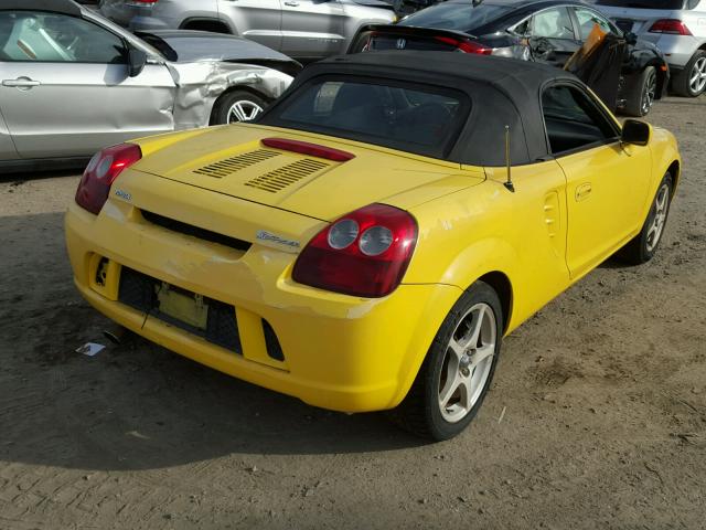 JTDFR320430058616 - 2003 TOYOTA MR2 SPYDER YELLOW photo 4