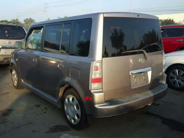 JTLKT334840137570 - 2004 TOYOTA SCION XB GRAY photo 3