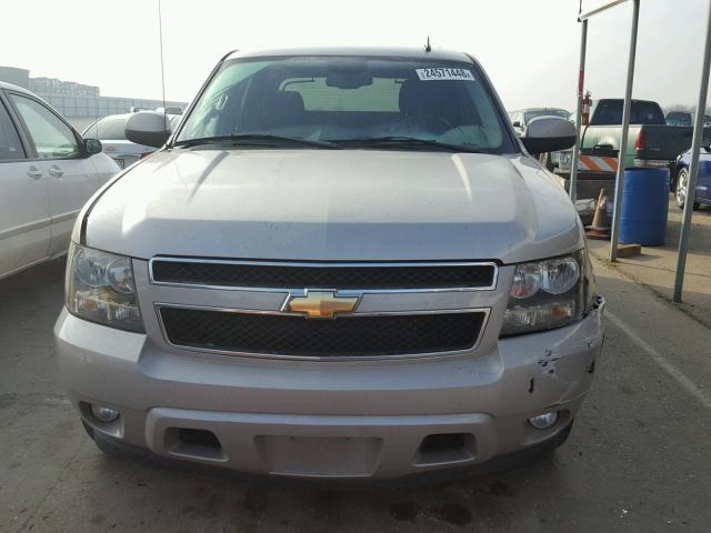 3GNEC12JX7G120703 - 2007 CHEVROLET AVALANCHE TAN photo 9