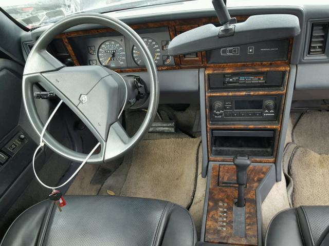 1C3BJ45K9JG336279 - 1988 CHRYSLER LEBARON 红色 照片 9