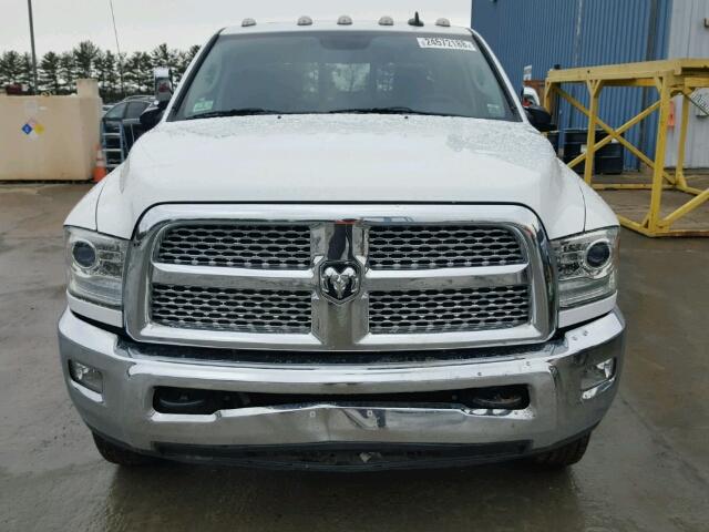 3C63RRJL1EG197917 - 2014 RAM 3500 LARAM WHITE photo 9