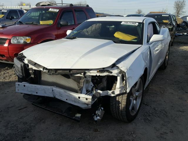 2G1FD1E36F9309776 - 2015 CHEVROLET CAMARO LT WHITE photo 2