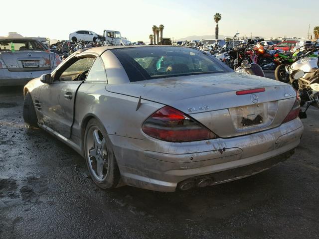 WDBSK74F54F070931 - 2004 MERCEDES-BENZ SL 55 AMG SILVER photo 3