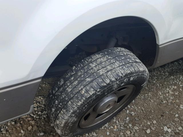 1FTRX12W84NB14623 - 2004 FORD F150 Biały zdjęcie 9