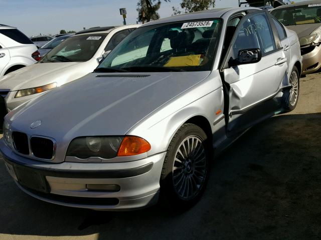 WBAAV33461EE78238 - 2001 BMW 325 I SILVER photo 2