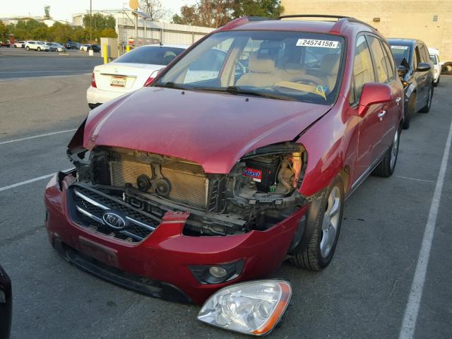 KNAFG526377097276 - 2007 KIA RONDO LX RED photo 2