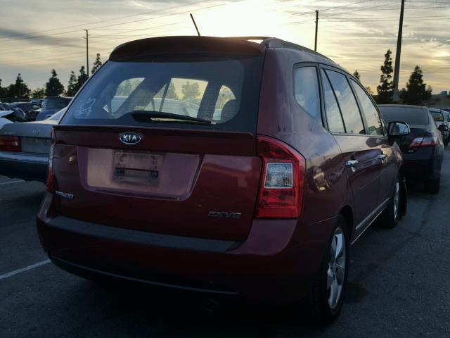 KNAFG526377097276 - 2007 KIA RONDO LX RED photo 4