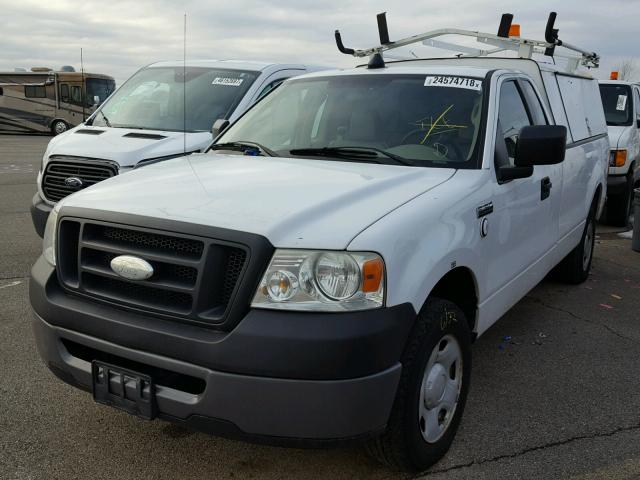 1FTRF12288KB69953 - 2008 FORD F150 WHITE photo 2