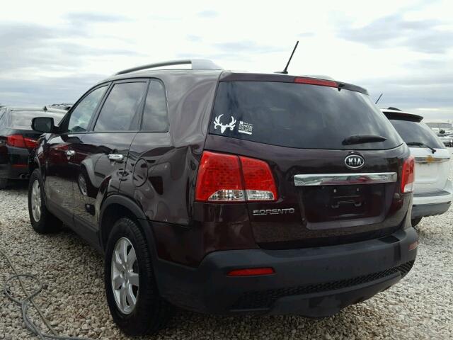 5XYKT4A19BG006195 - 2011 KIA SORENTO BA MAROON photo 3