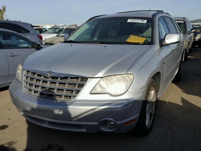 2A8GM68X18R619563 - 2008 CHRYSLER PACIFICA T SILVER photo 2