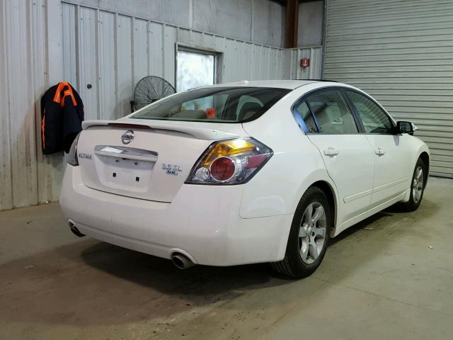 1N4BL21E59N526331 - 2009 NISSAN ALTIMA 3.5 WHITE photo 4