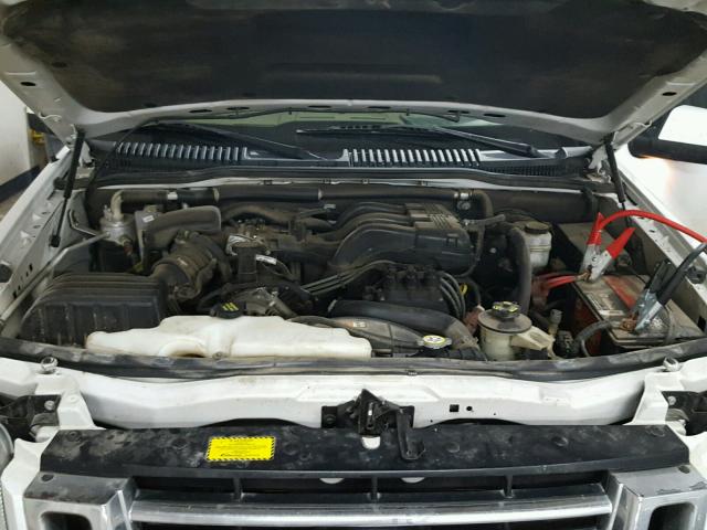 1FMEU64E07UB66407 - 2007 FORD EXPLORER E WHITE photo 7