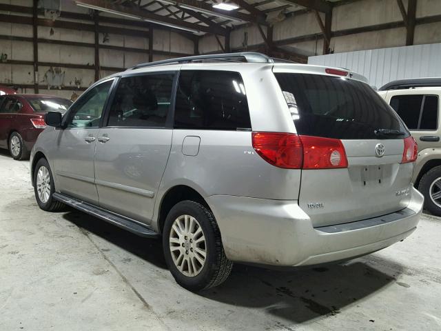 5TDBK23C69S026181 - 2009 TOYOTA SIENNA LE SILVER photo 3