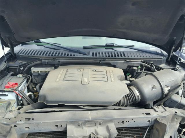 5LMFU27R54LJ43358 - 2004 LINCOLN NAVIGATOR BLACK photo 7