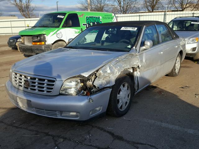 1G6KD54Y03U244886 - 2003 CADILLAC DEVILLE SILVER photo 2