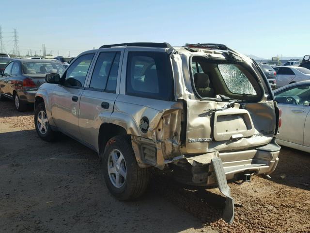 1GNDS13SX42431039 - 2004 CHEVROLET TRAILBLAZE GOLD photo 3