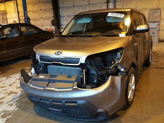 KNDJN2A28E7107040 - 2014 KIA SOUL GRAY photo 2