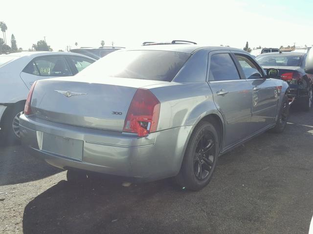 2C3KA43RX6H262477 - 2006 CHRYSLER 300 BLUE photo 4