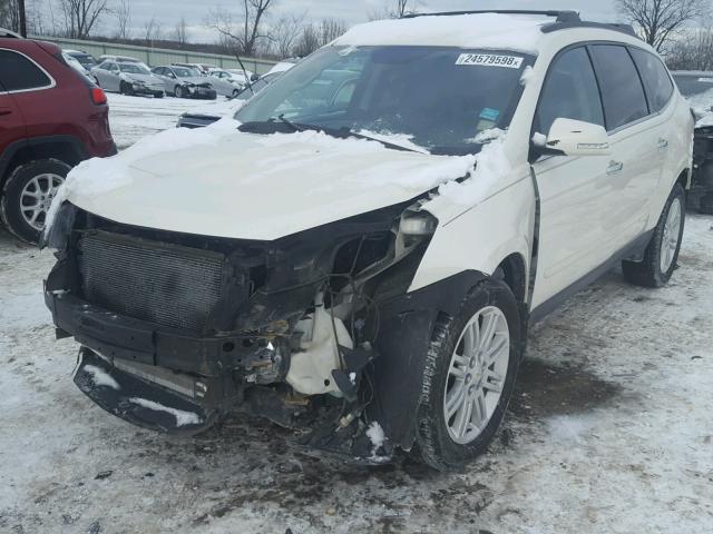 1GNKVGKD0DJ119077 - 2013 CHEVROLET TRAVERSE L WHITE photo 2