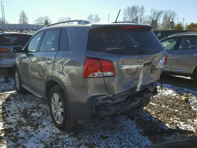 5XYKU4A14BG178745 - 2011 KIA SORENTO EX CHARCOAL photo 3