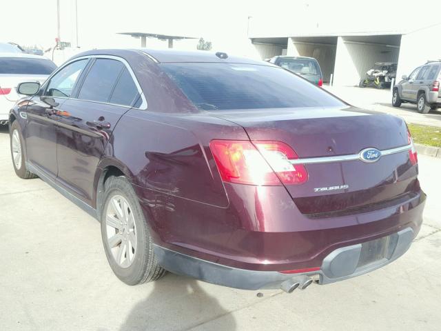 1FAHP2DWXBG115813 - 2011 FORD TAURUS SE MAROON photo 3