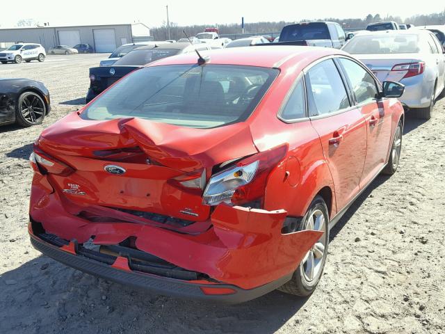 1FADP3F27DL136174 - 2013 FORD FOCUS SE RED photo 4