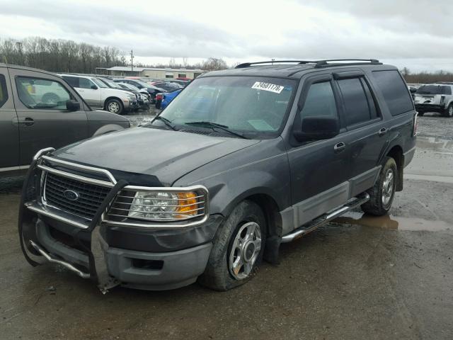 1FMRU15W63LA25630 - 2003 FORD EXPEDITION GRAY photo 2