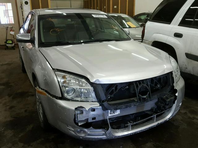 1MEHM42W28G623928 - 2008 MERCURY SABLE PREM SILVER photo 1