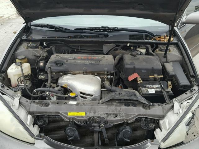 4T1BE32K04U885045 - 2004 TOYOTA CAMRY LE GRAY photo 7