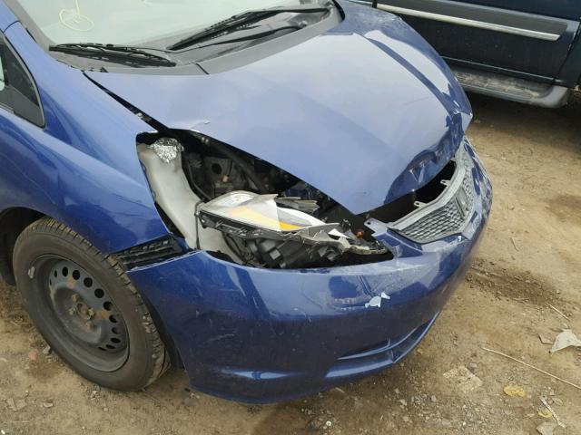 JHMGE8H22AS000588 - 2010 HONDA FIT BLUE photo 9