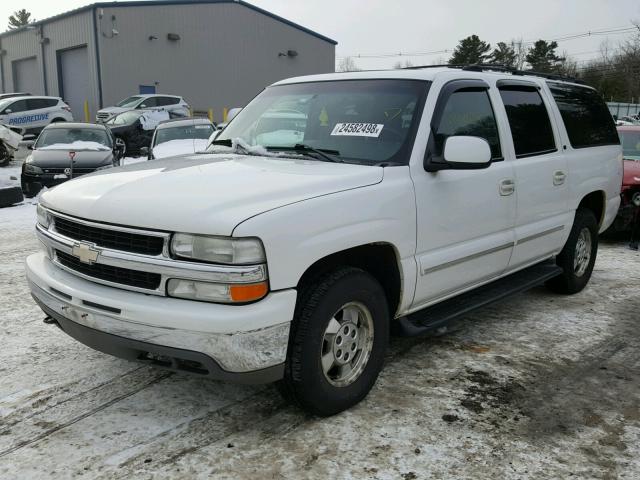 3GNFK16T01G247910 - 2001 CHEVROLET SUBURBAN K WHITE photo 2